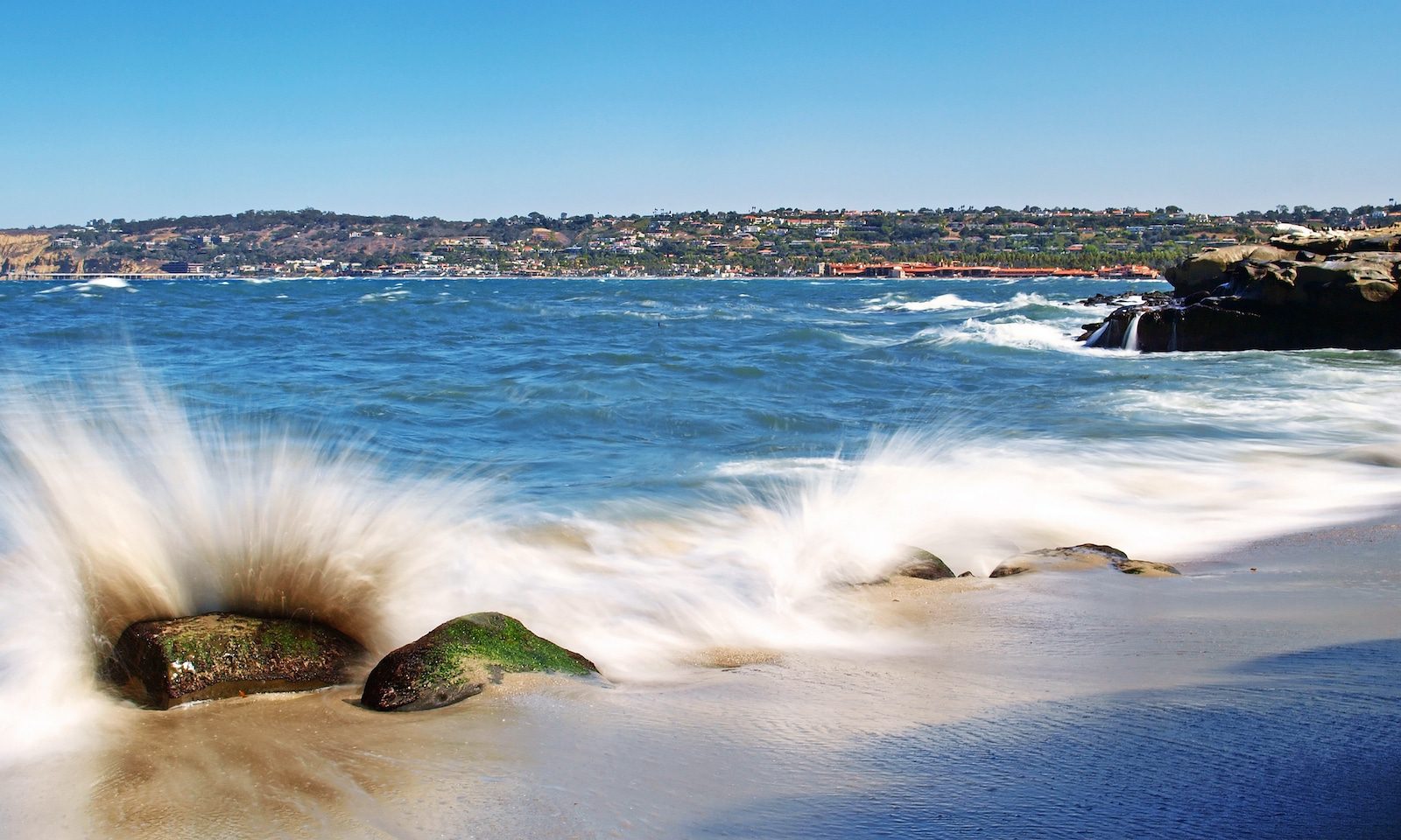 La Jolla Cove Beach Waves Shore Break