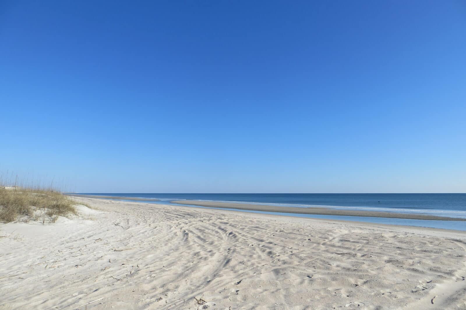 Image of clear skies at American Beach, Amelia Island