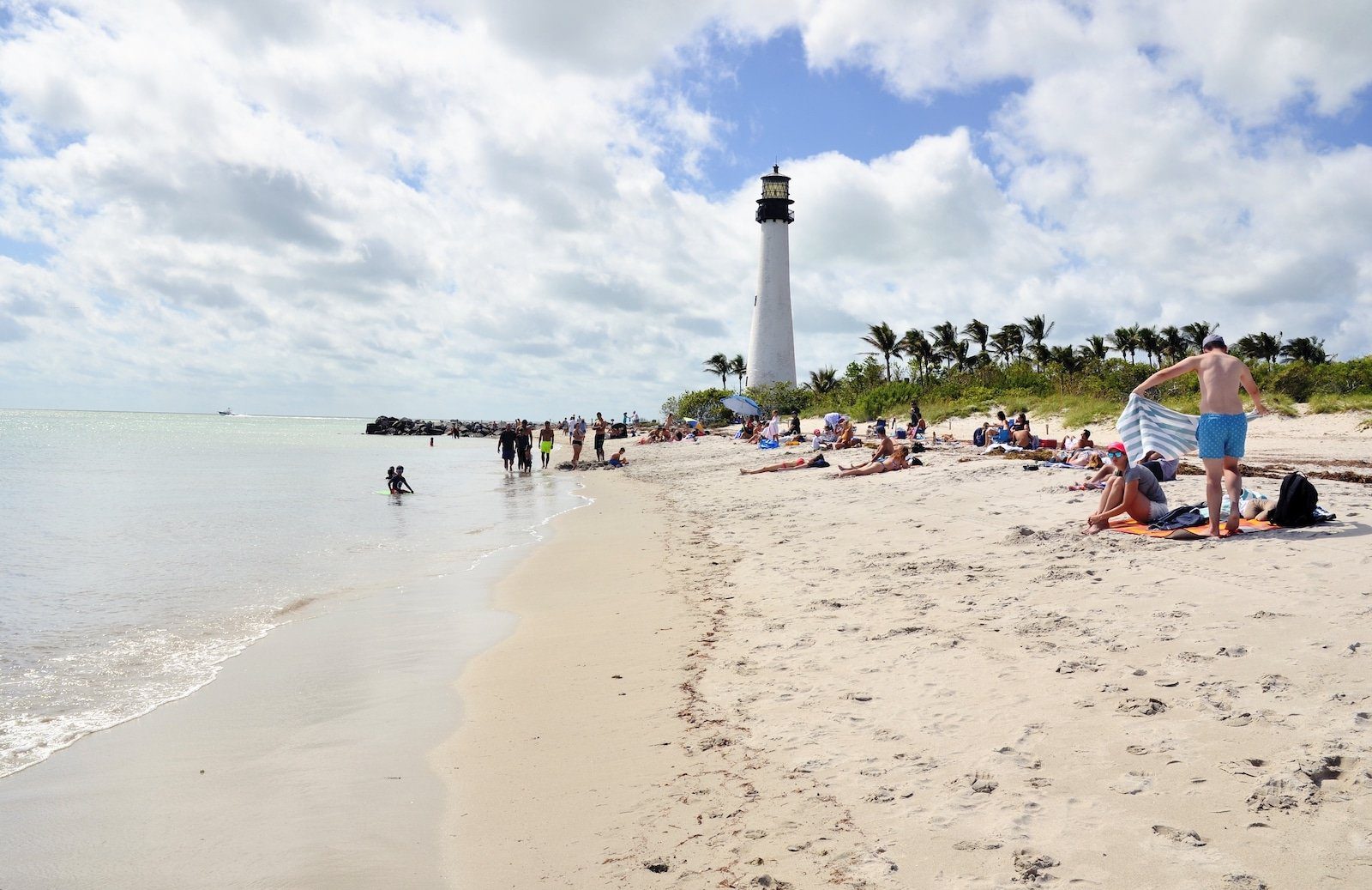 Image of visitors at Bill Baggs Cape Florida State Park