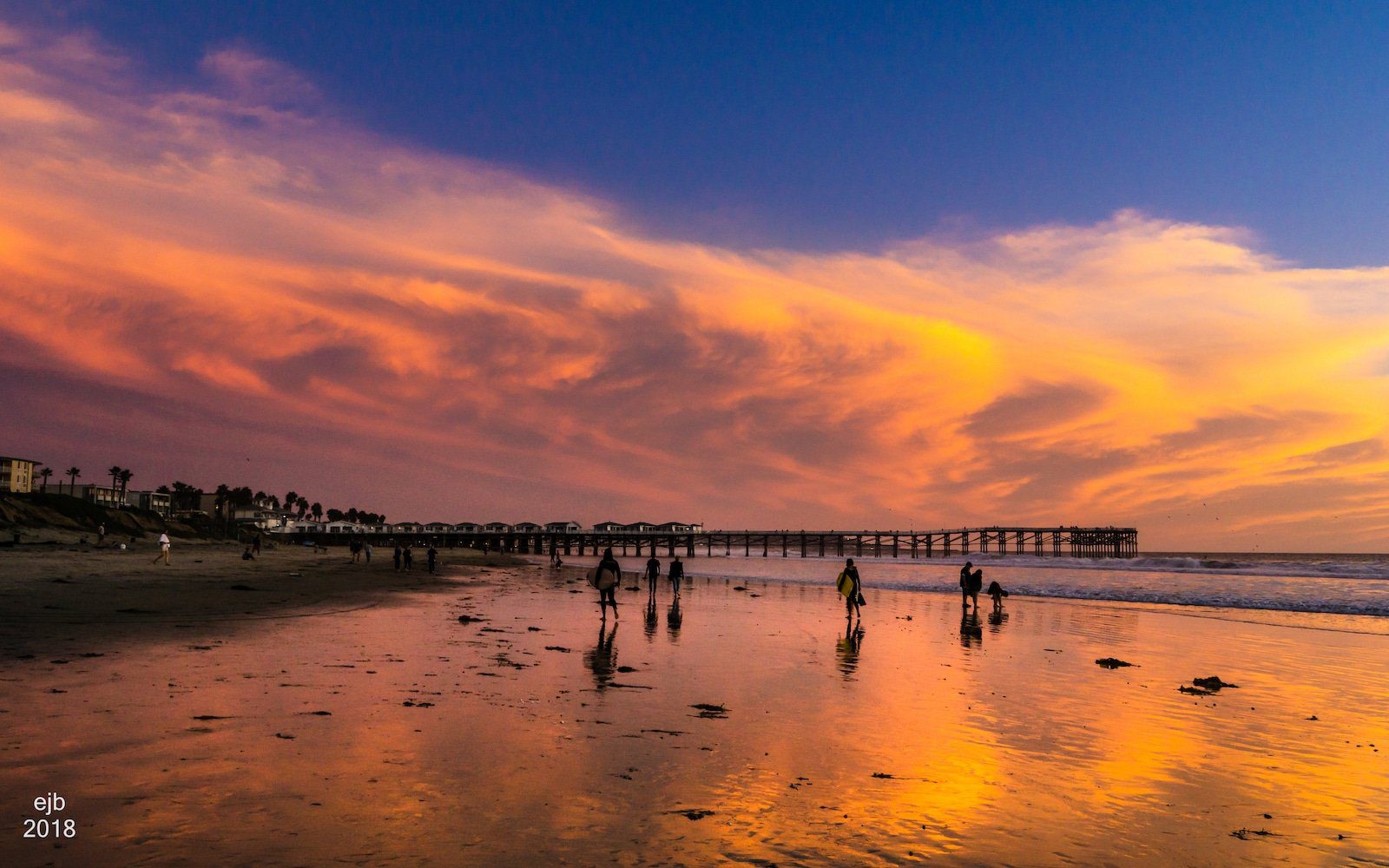 Image of Pacific Beach in San Diego at sunset