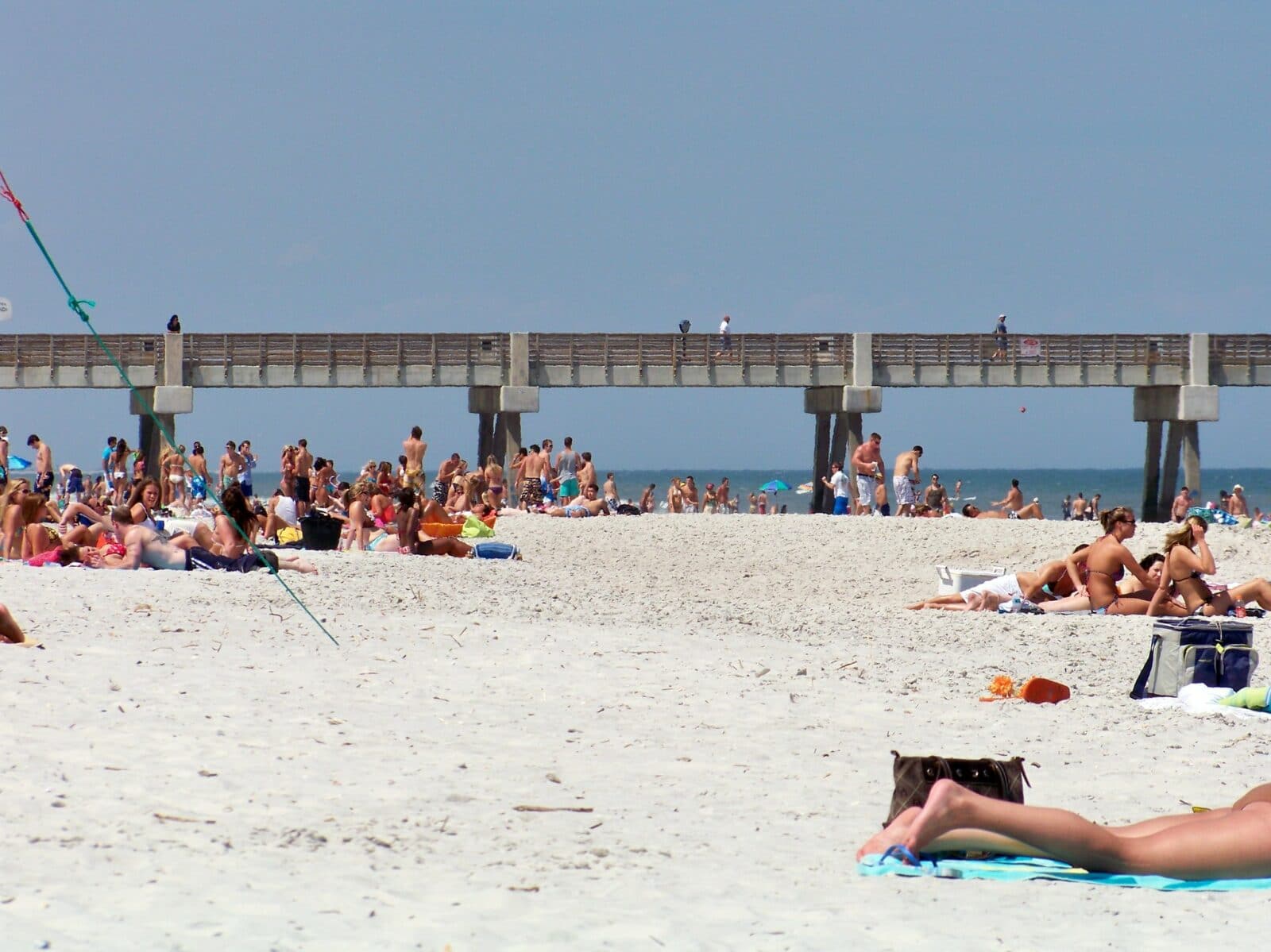 Image of beachgoers at Jacksonville Beach in Florida