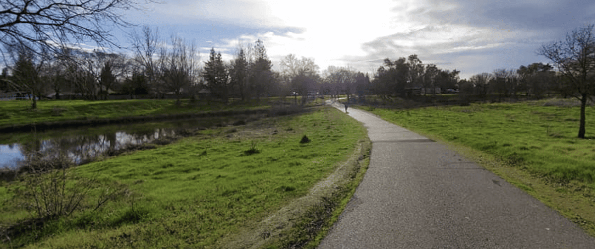 Hiking in and near Elk Grove CA Trails and Hikes in California