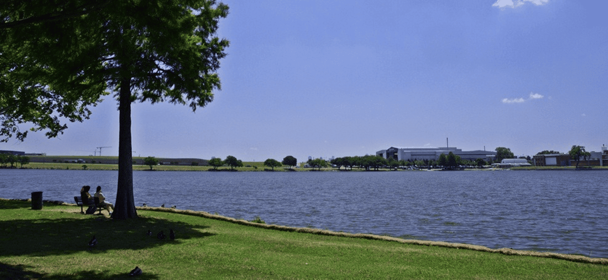 Airport Lakes Trail