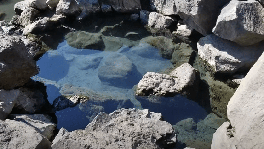 Black Rock Hot Springs - Pool