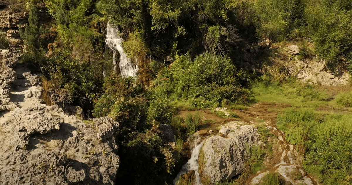 Nimrod Hot Springs - Waterfalls