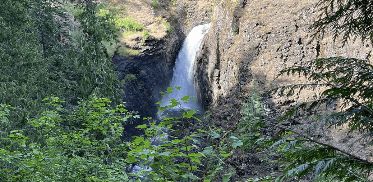 Elk Creek Waterfall