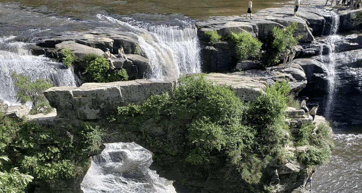 Highfalls Creek Waterfall