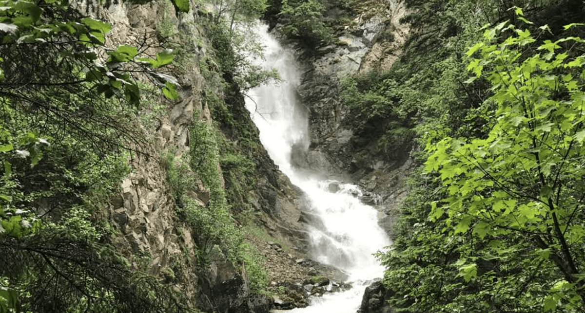 Lower Reid Waterfall