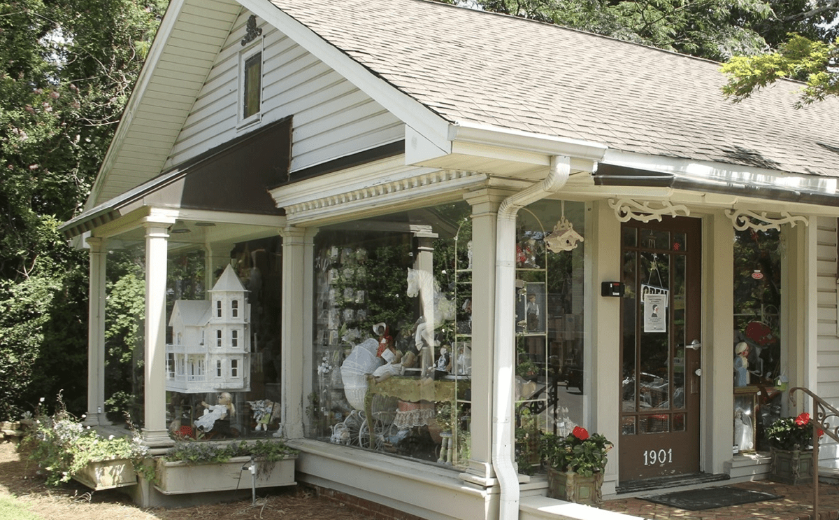 Mary Charles Doll House