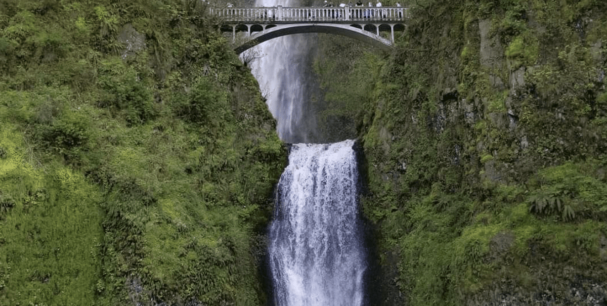 Multnomah Waterfall