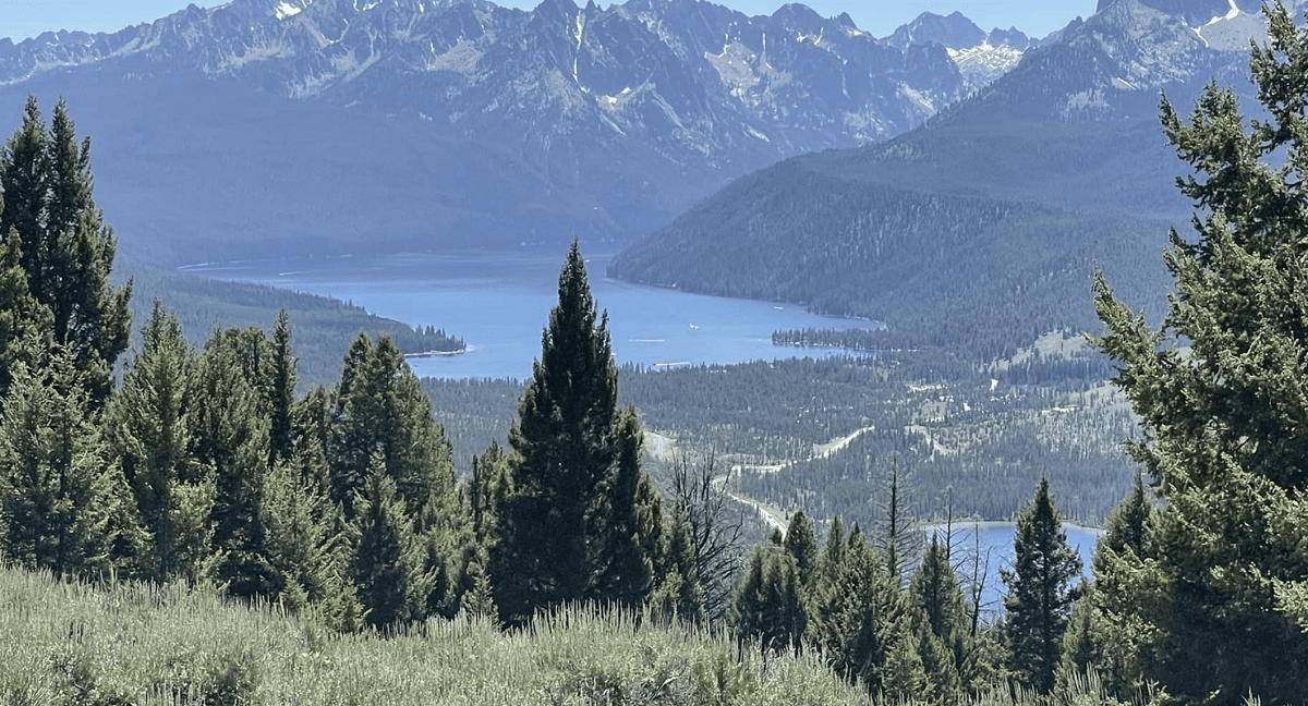 Sawtooth Mountains